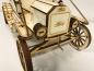 Preview: Ford Model T 1910 (Tin Lizzie, Blechliesel) als 3D Laser Cut Großmodell aus Holz - Nahaufnahme